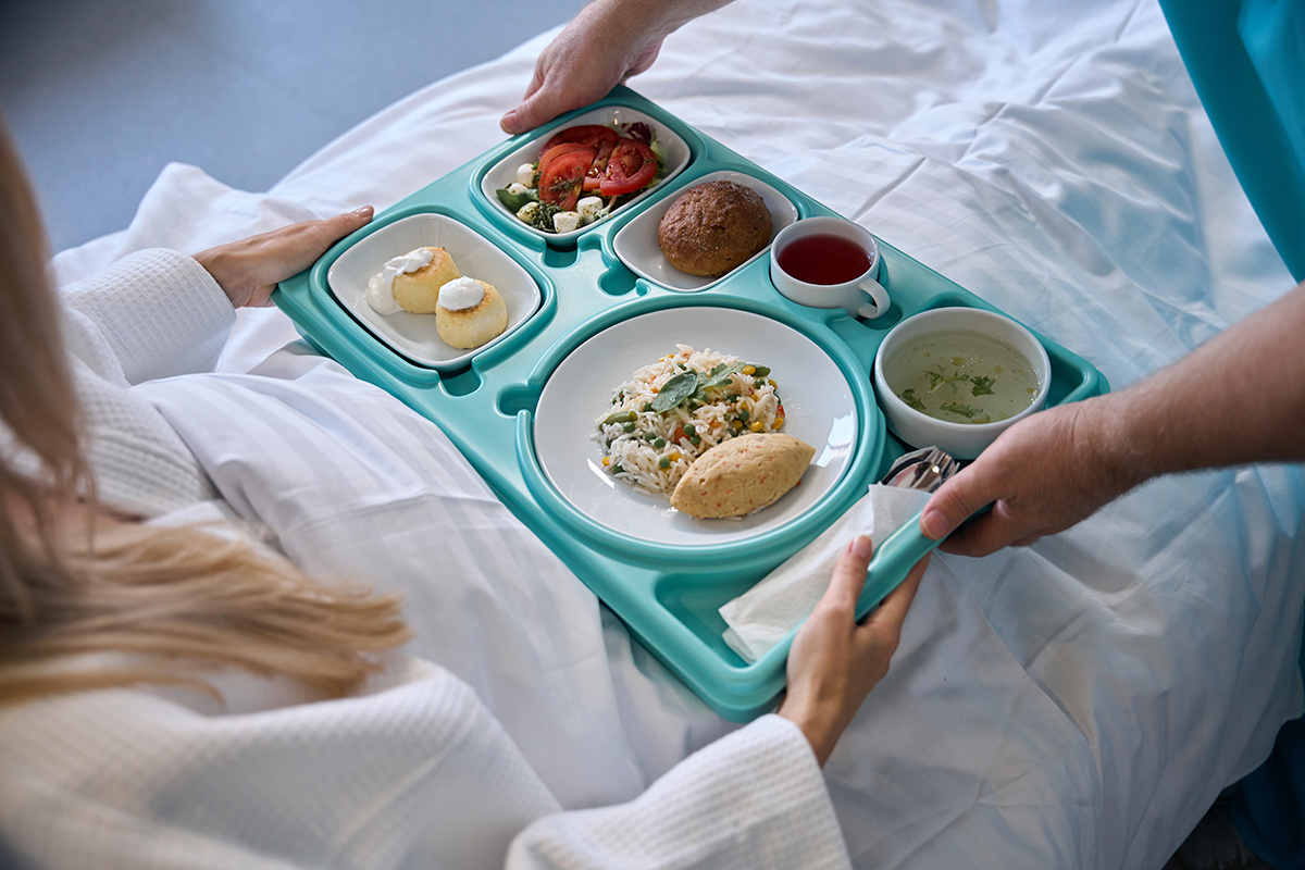 hospital-meal-WEB-1200w